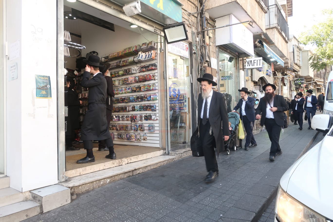 בתוך חודשיים הרכב נגנב פעמיים | 'זופניק בכיכר' עם כל התמונות, הנייעס והחשיפות של השבוע