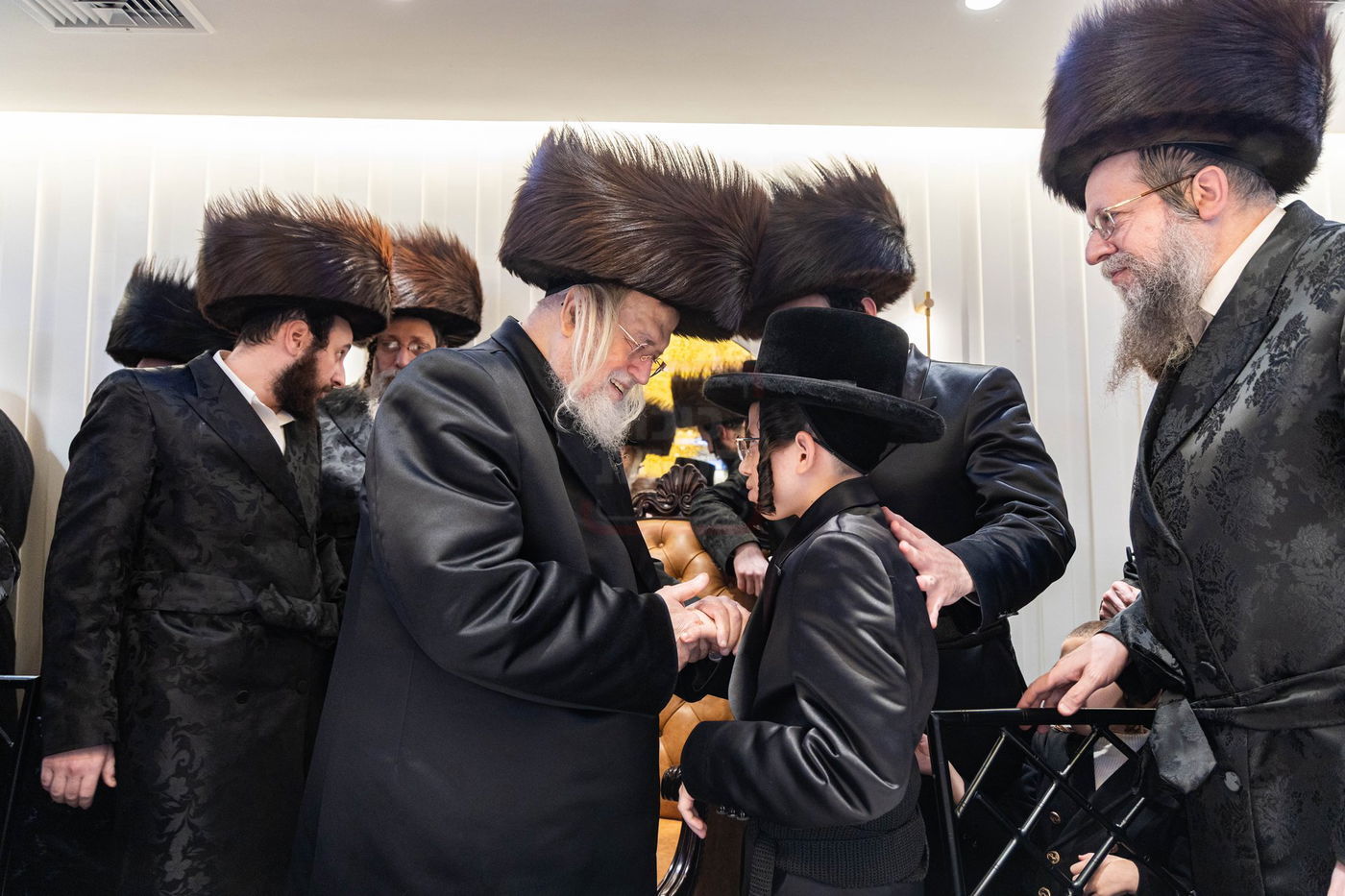 שמחת בר המצווה לנין האדמו"ר ממונקאטש