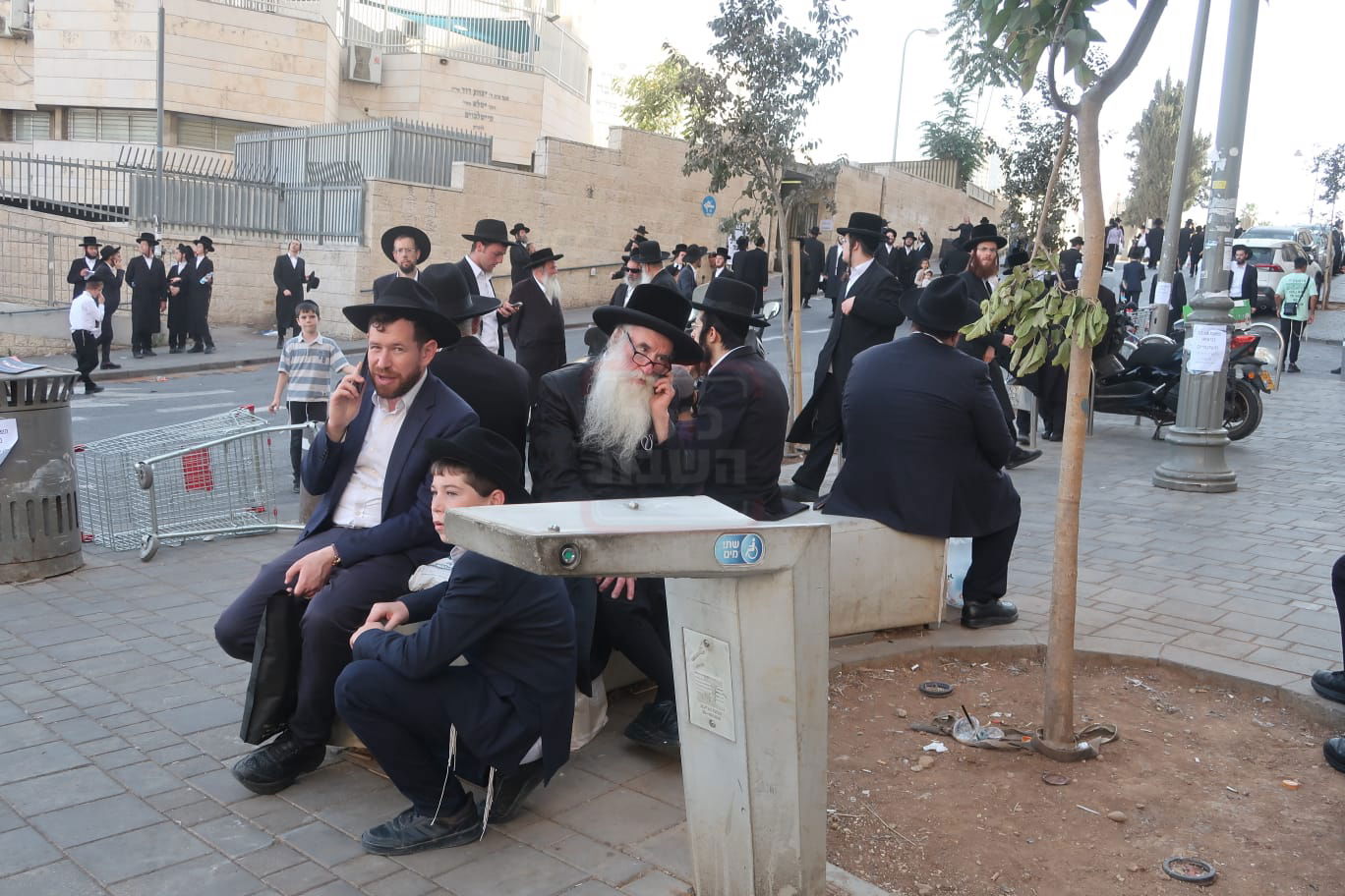 בתוך חודשיים הרכב נגנב פעמיים | 'זופניק בכיכר' עם כל התמונות, הנייעס והחשיפות של השבוע