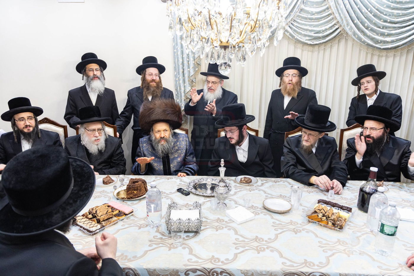 שמחת הווארט והתנאים לנכד האדמו"ר מבאבוב 45