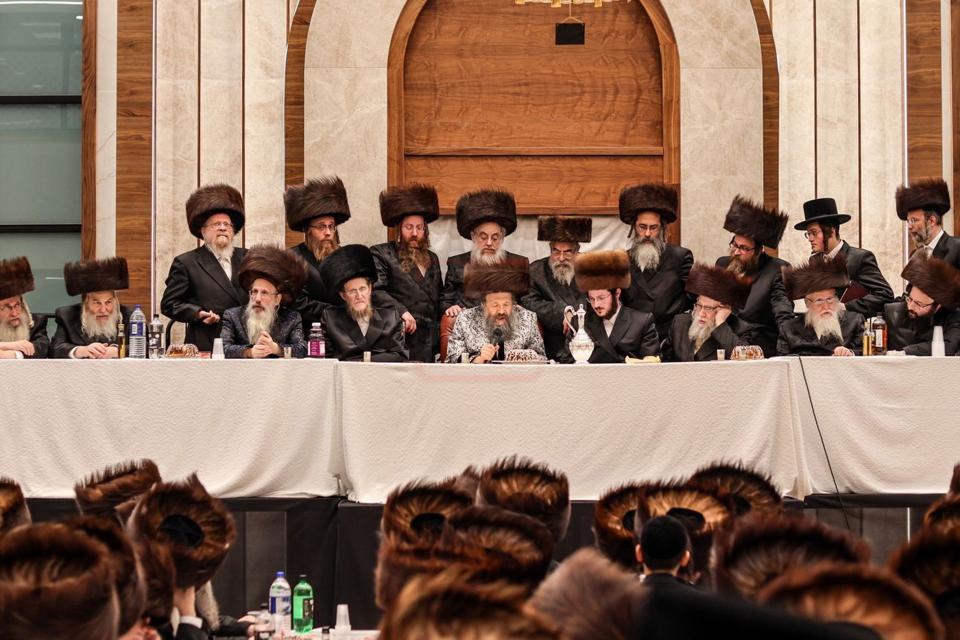 שמחת הווארט והתנאים לנכד האדמו"ר מבאבוב 45