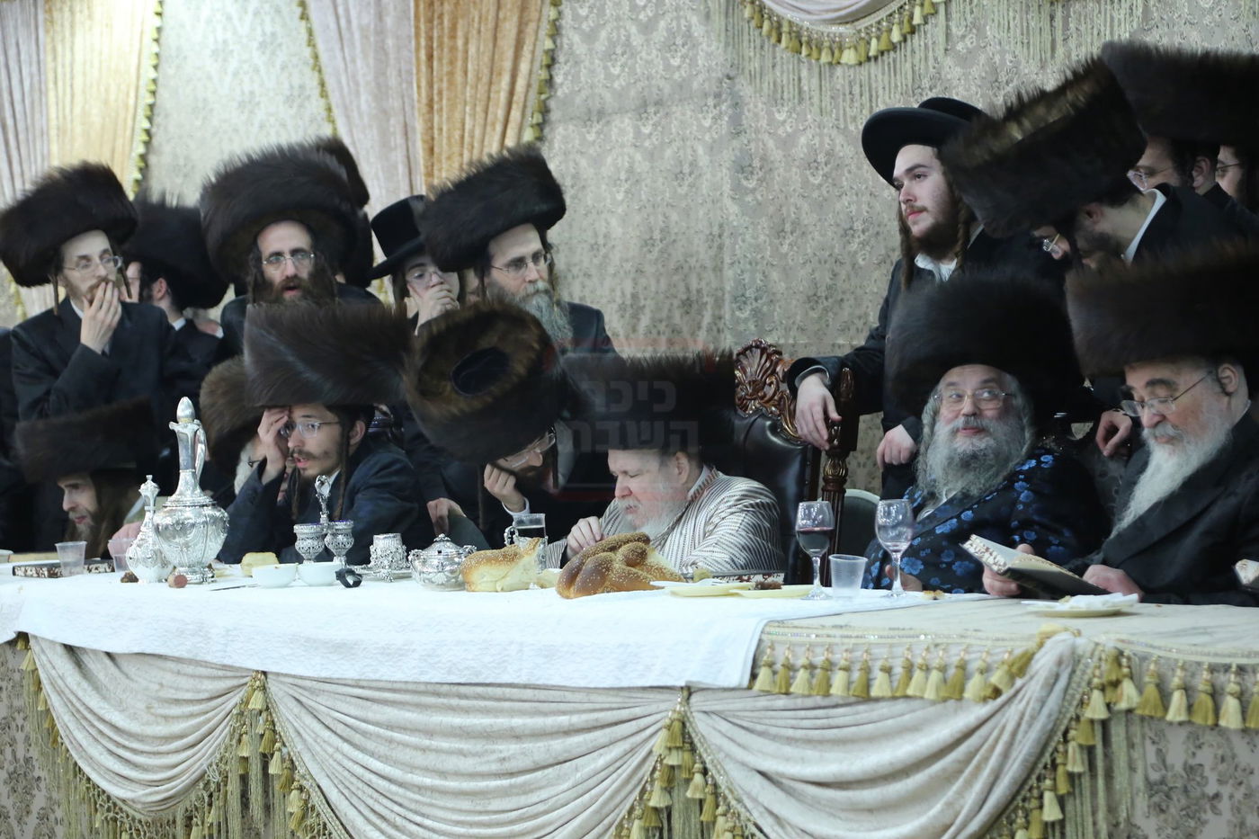 שמחת נישואי נכדת האדמו"ר מלעלוב ארה"ב