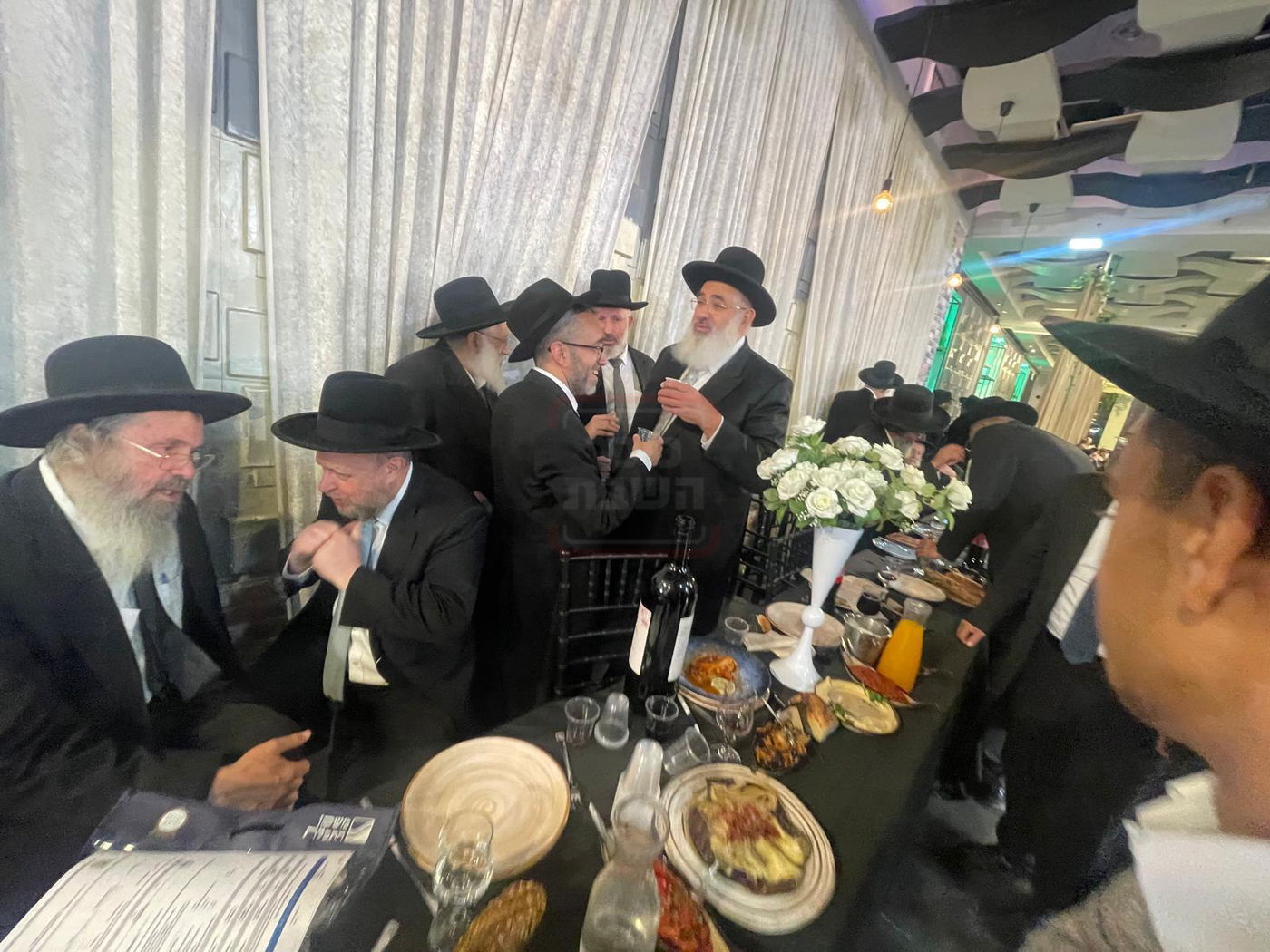 שמחת נישואי בן הגרי״מ יונה 