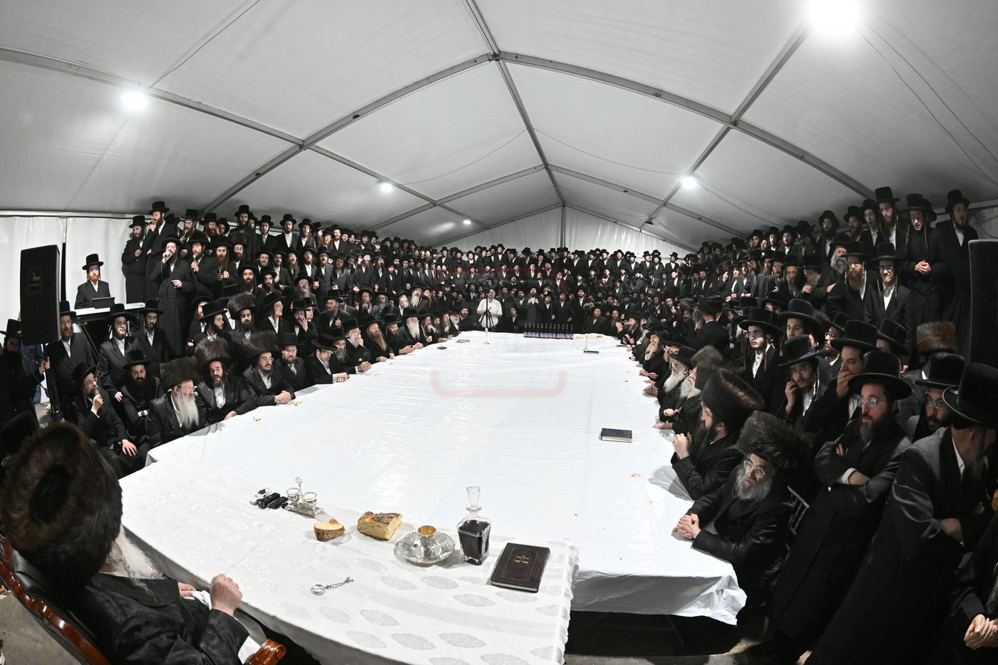 מעמד הכנסת ספר תורה בעיירת דארג