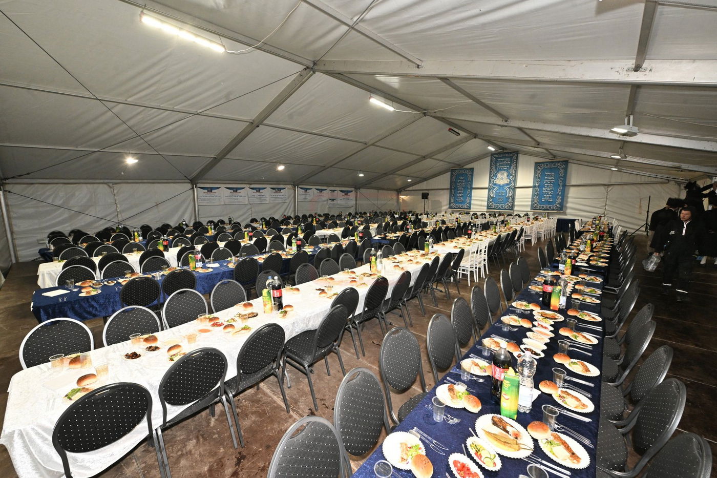 מעמד הכנסת ספר תורה בעיירת דארג