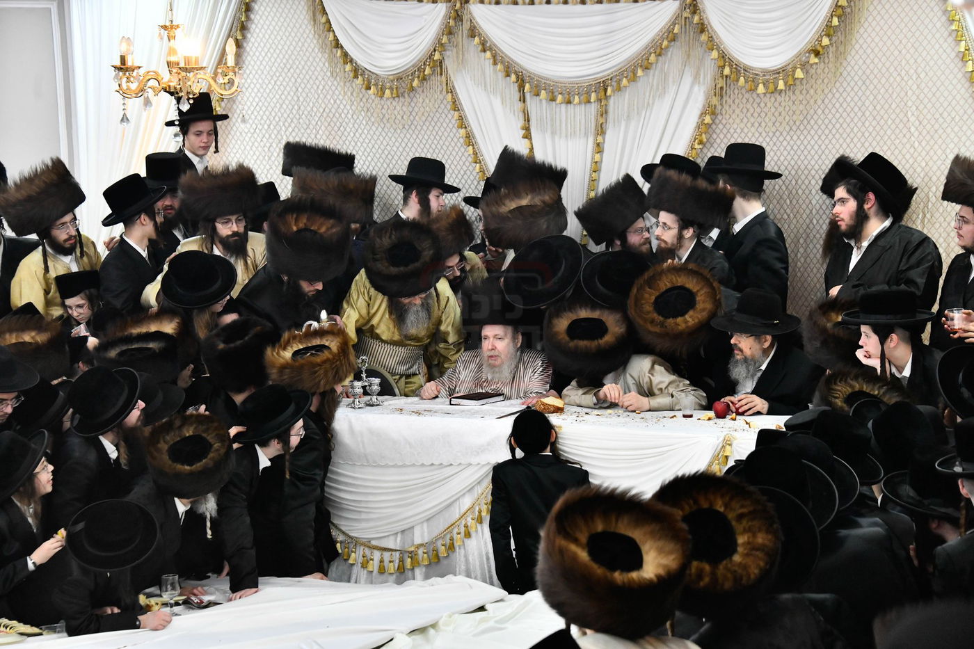 האדמו"ר מלעלוב ארה"ב בשב"ק בבני ברק