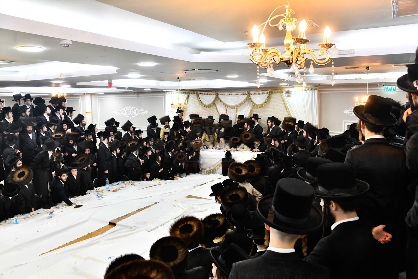 האדמו"ר מלעלוב ארה"ב בשב"ק בבני ברק