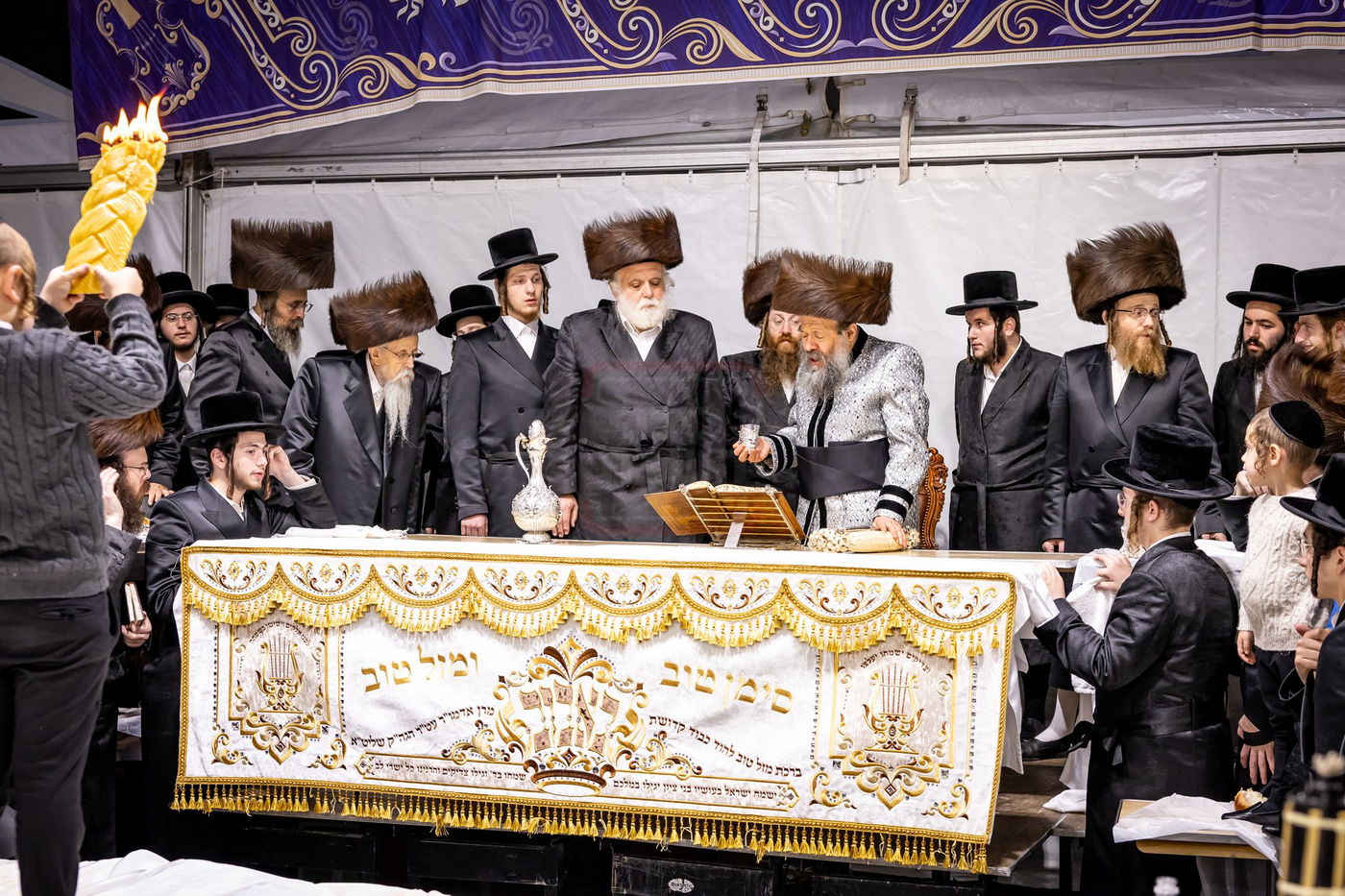 האדמו"ר מבאבוב 45 בשב"ק בעיר יוניאן