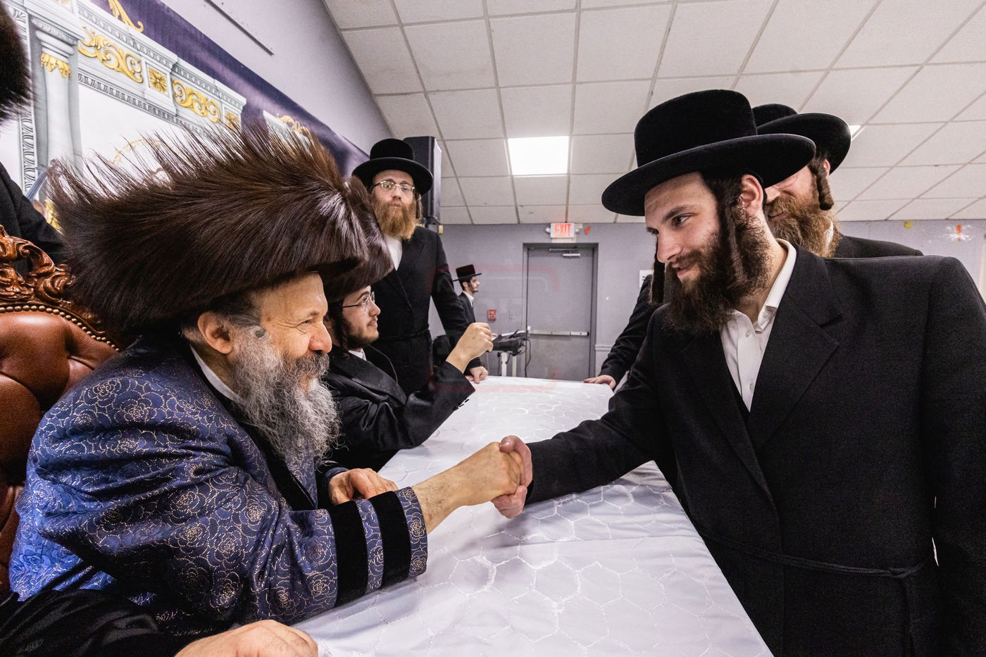 האדמו"ר מבאבוב 45 בביקור בת"ת בעיר יוניאן