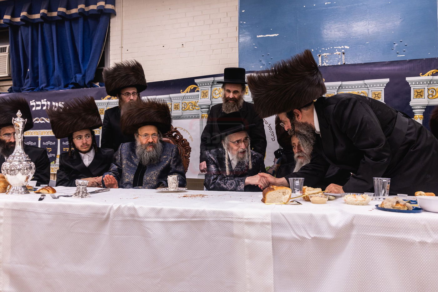 האדמו"ר מקואסען בשמחה