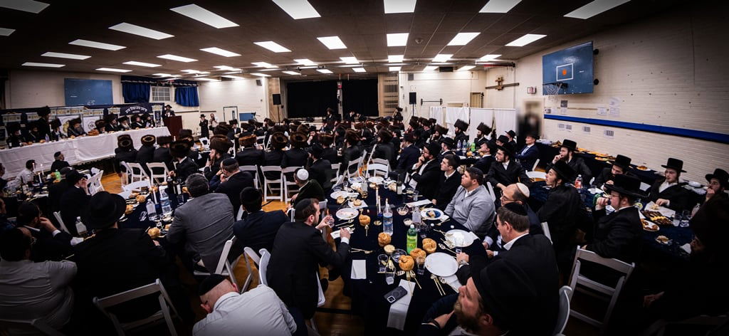 שמחת ש"ב לנכדת האדמו"ר מבאבוב 45 בעיר יוניאן