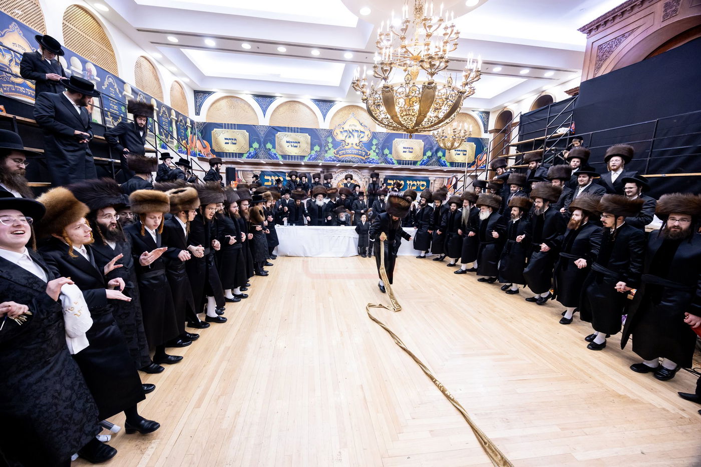 שמחת בית קראלי - ברעזשאן - אולם - זאליזשא - זלאטשוב