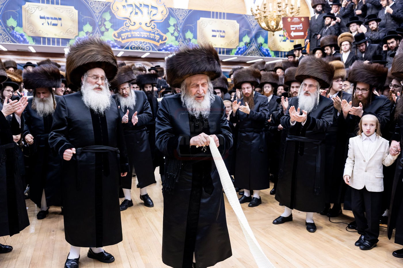 שמחת בית קראלי - ברעזשאן - אולם - זאליזשא - זלאטשוב