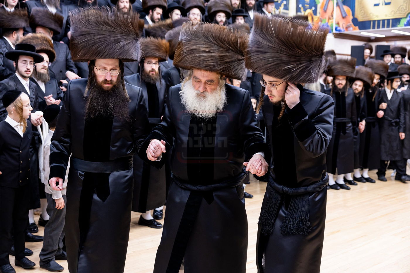 שמחת בית קראלי - ברעזשאן - אולם - זאליזשא - זלאטשוב