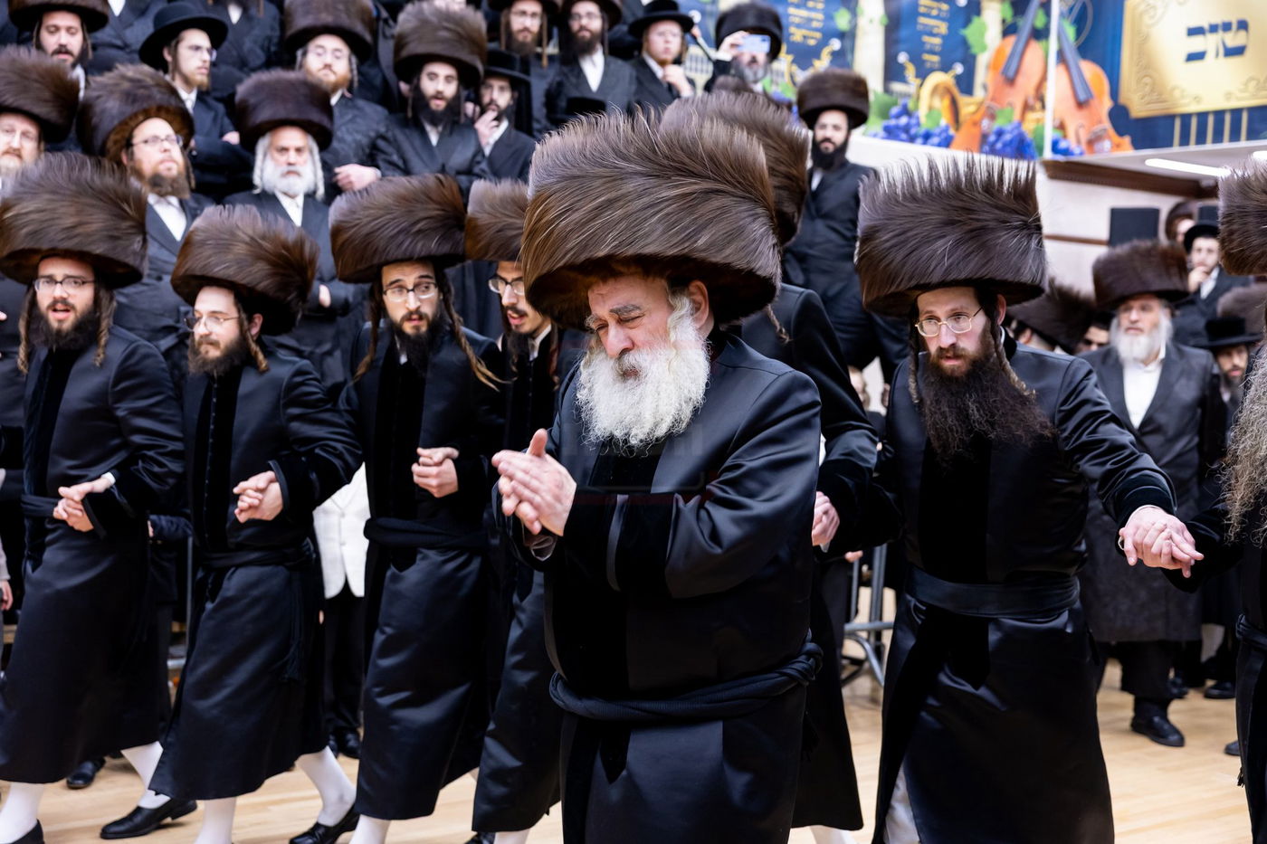 שמחת בית קראלי - ברעזשאן - אולם - זאליזשא - זלאטשוב