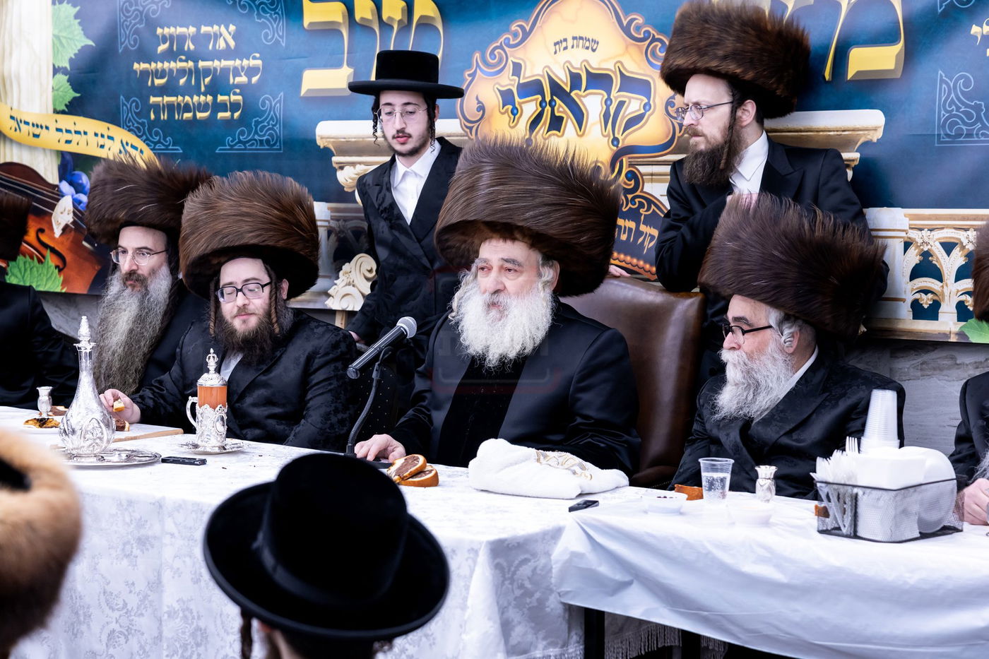 שמחת בית קראלי - ברעזשאן - אולם - זאליזשא - זלאטשוב