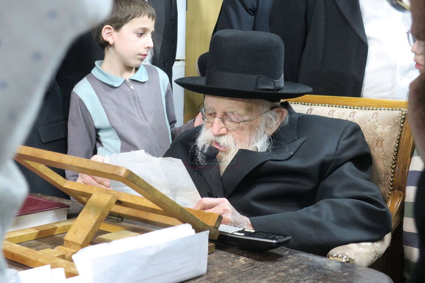 הגאון רבי מאיר גריינמן במסירת השיעור ביום היארצייט של 'החזון איש'