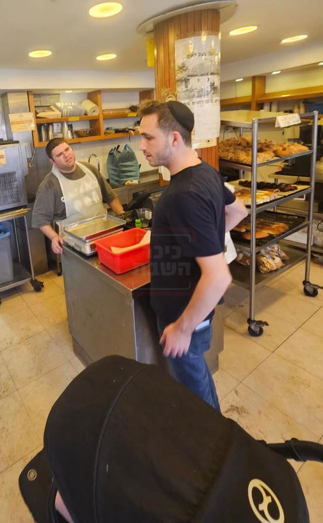 מה חיפשו החוקרים בבית העוזר החרדי? | 'זופניק בכיכר' עם כל התמונות, הנייעס והחשיפות של השבוע