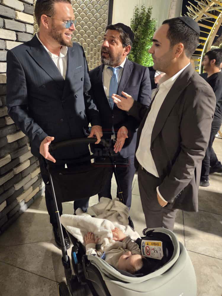 מה חיפשו החוקרים בבית העוזר החרדי? | 'זופניק בכיכר' עם כל התמונות, הנייעס והחשיפות של השבוע