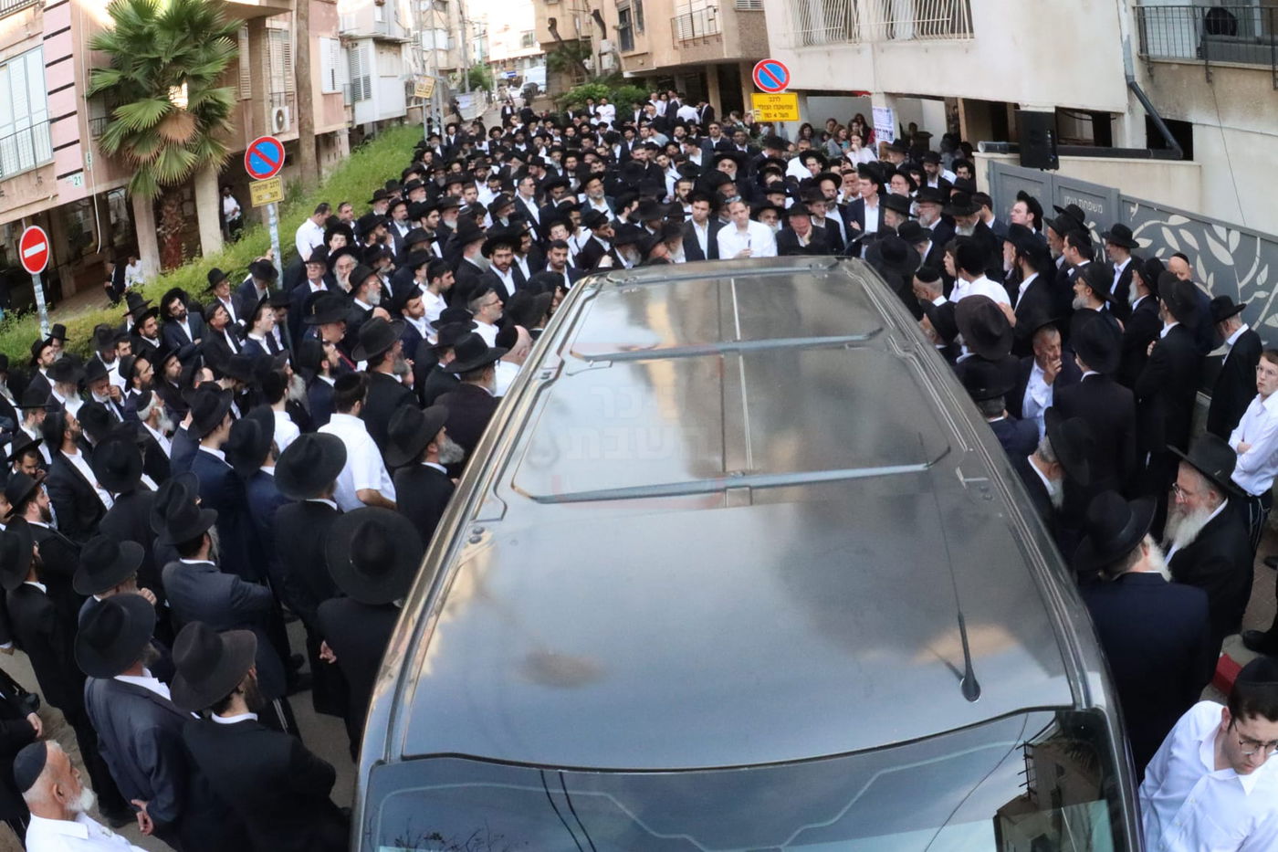 הלוויית הגאון רבי אליהו רפול זצ"ל