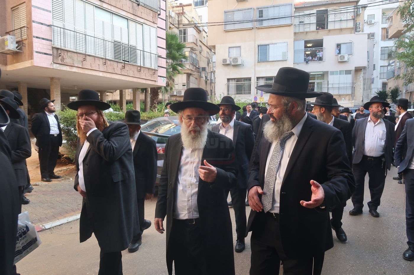 הלוויית הגאון רבי אליהו רפול זצ"ל