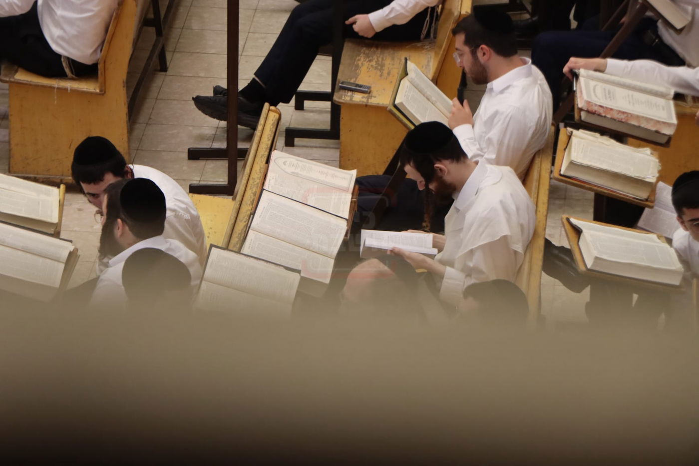 גבעת פוניבז' ביום קבלת הפסק הדרמטי