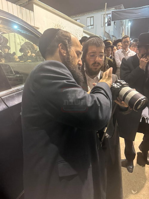 חור קטן במכנסיו של הפרשן | 'זופניק בכיכר' עם כל התמונות, הנייעס והחשיפות של השבוע