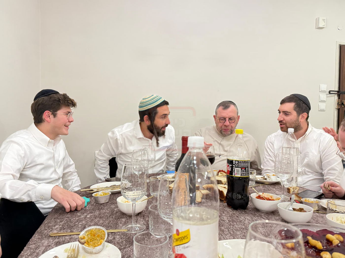 ה"חמור" שזכה ל"ימים" | 'זופניק בכיכר' עם כל התמונות, הנייעס והחשיפות של השבוע