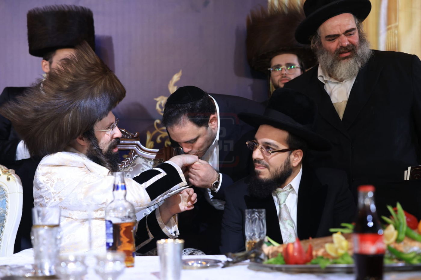 ה"חמור" שזכה ל"ימים" | 'זופניק בכיכר' עם כל התמונות, הנייעס והחשיפות של השבוע