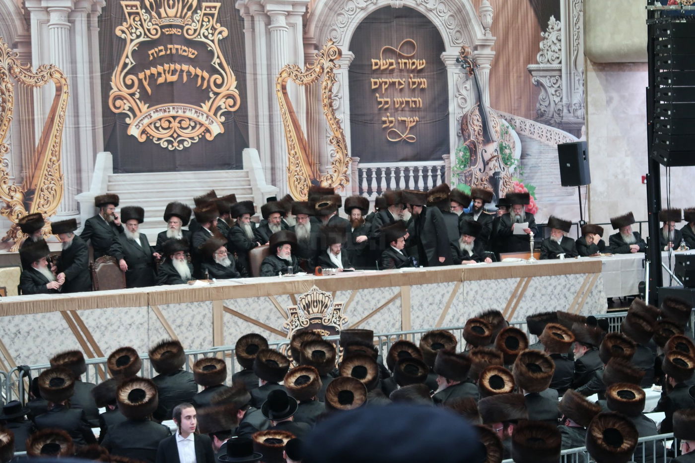 שמחת נישואי נכדת האדמו"ר מויז'ניץ, במונסי