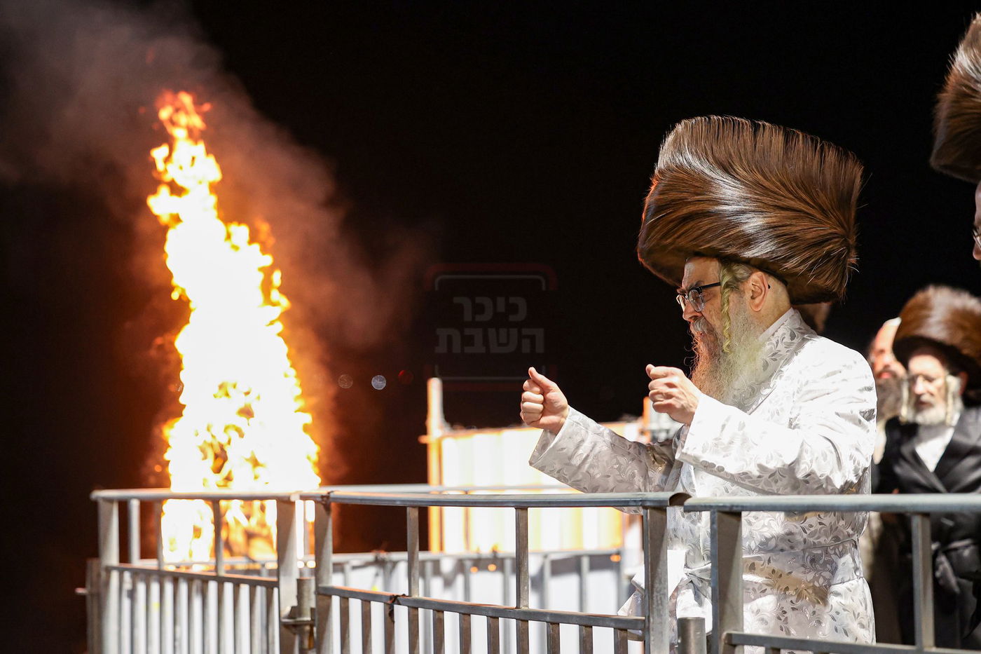 האדמו"ר מסאטמר בהדלקה במירון