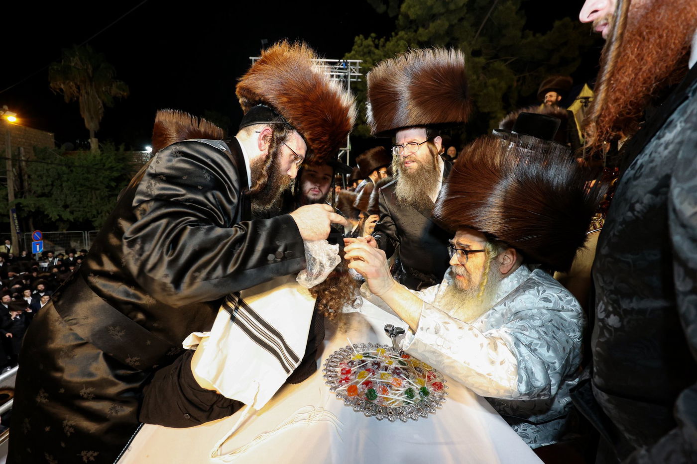 האדמו"ר מסאטמר בהדלקה במירון