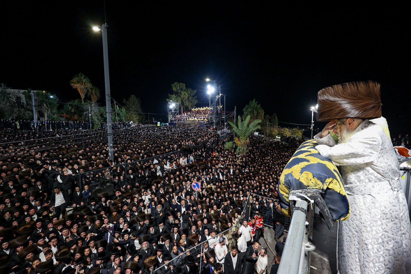 האדמו"ר מסאטמר בהדלקה במירון