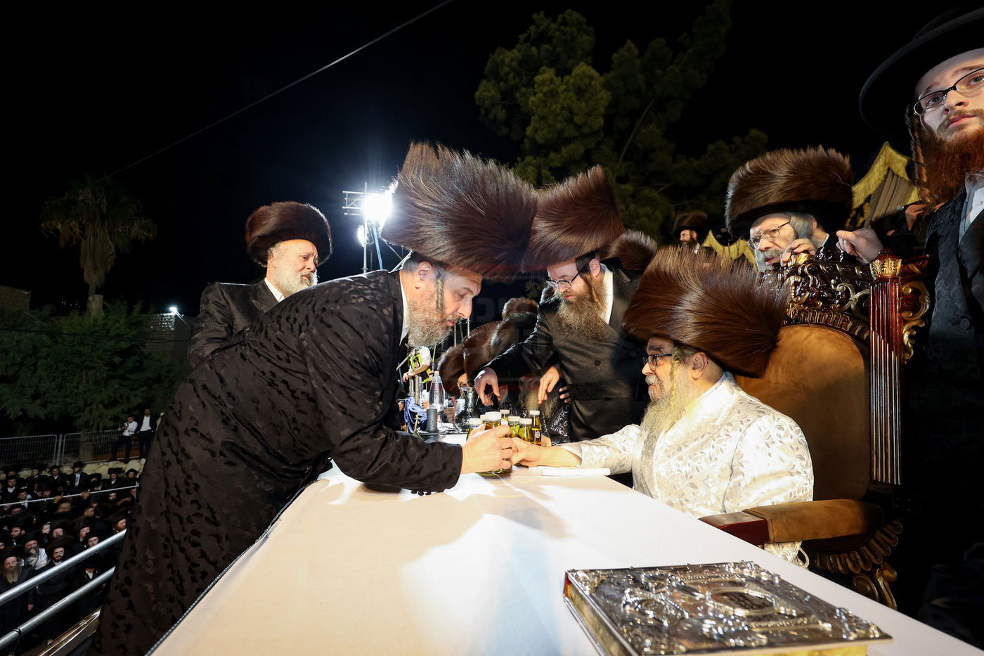 האדמו"ר מסאטמר בהדלקה במירון