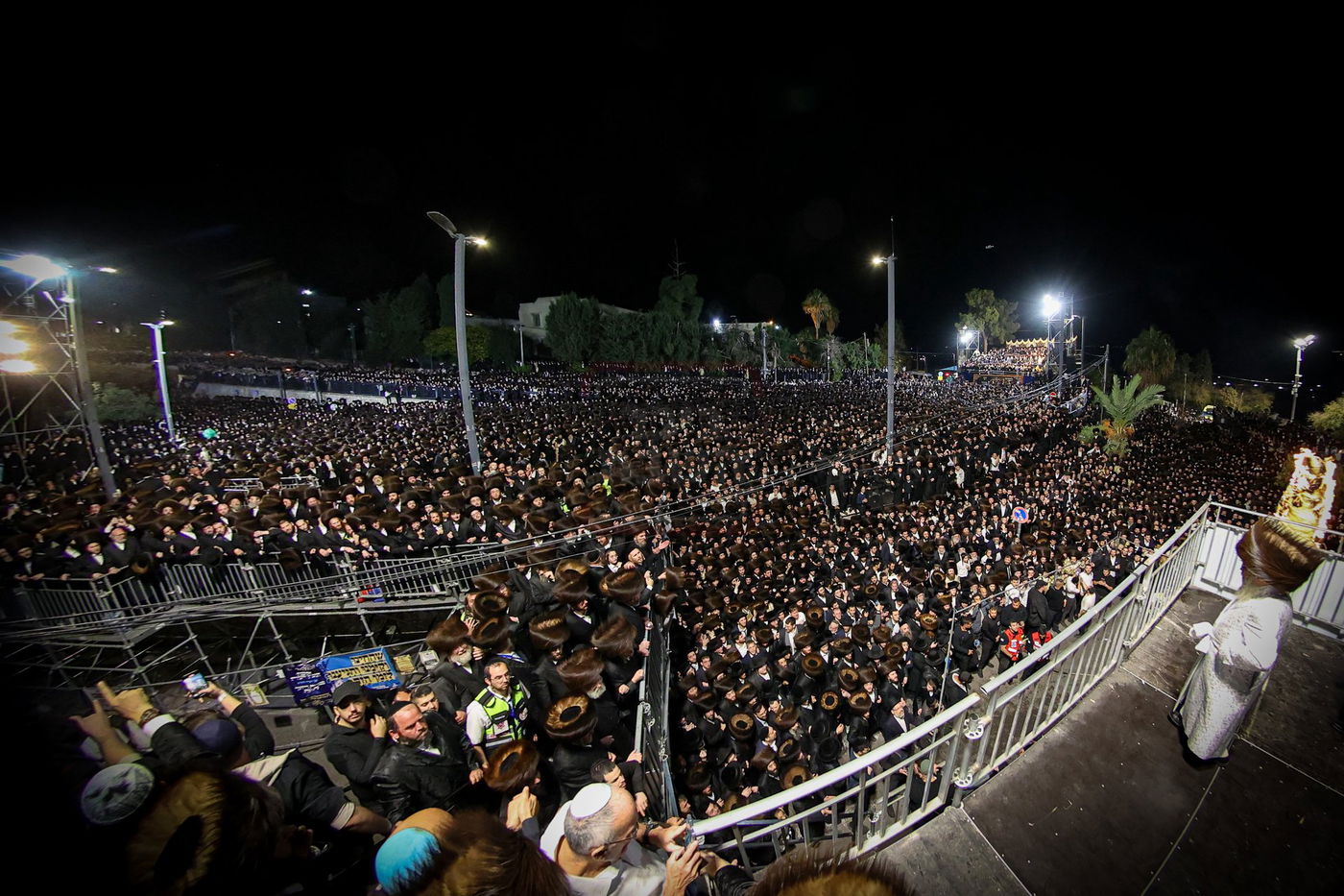 האדמו"ר מסאטמר בהדלקה במירון