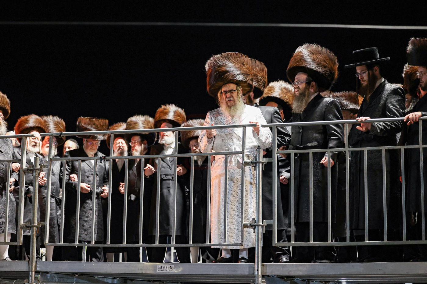 האדמו"ר מסאטמר בהדלקה במירון