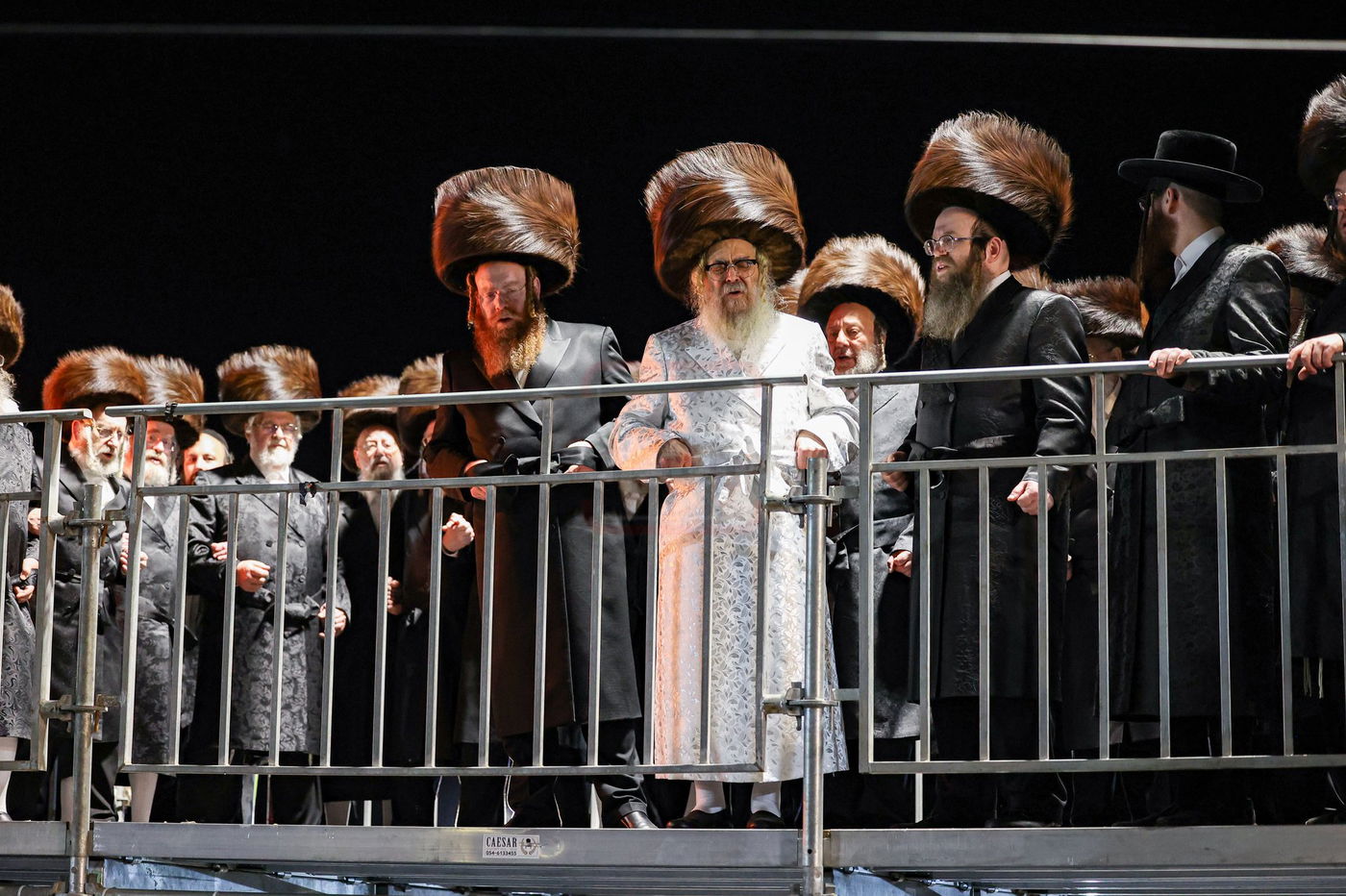 האדמו"ר מסאטמר בהדלקה במירון