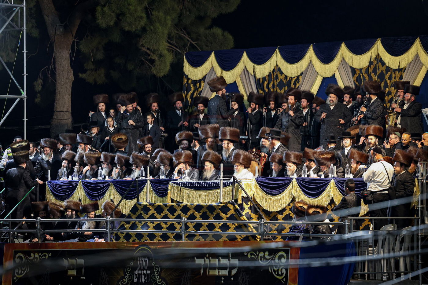 האדמו"ר מסאטמר בהדלקה במירון