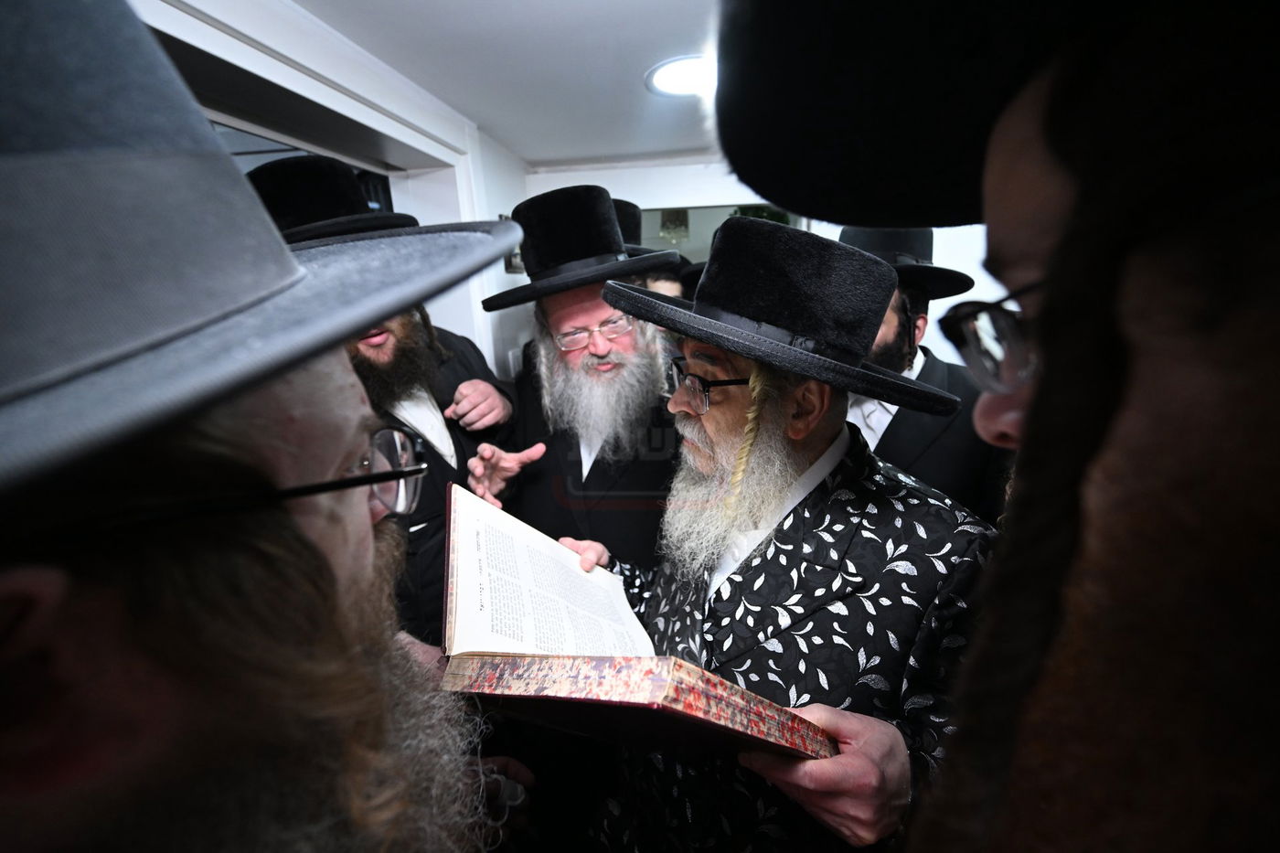 האדמו"ר מסאטמר בביקור בבני ברק