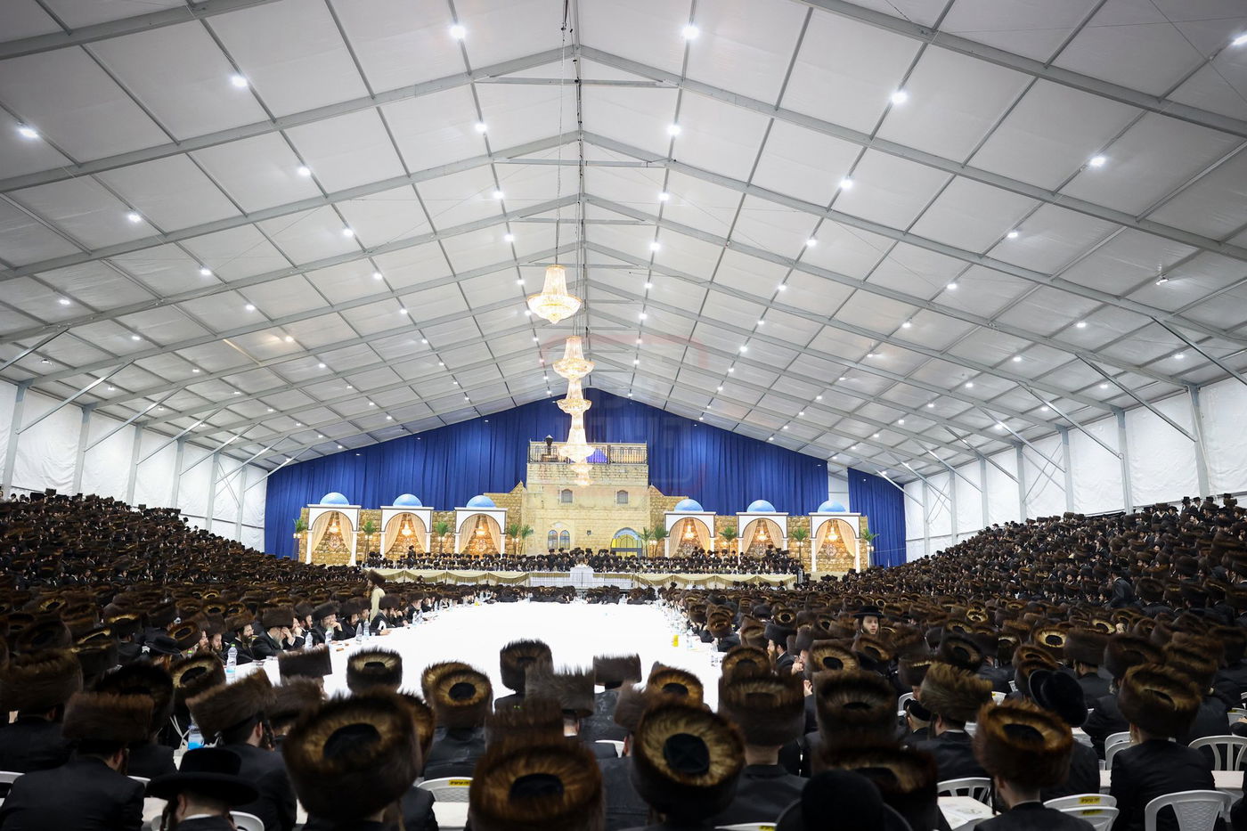 האדמו"ר מסאטמר בסעודה שלישית במירון