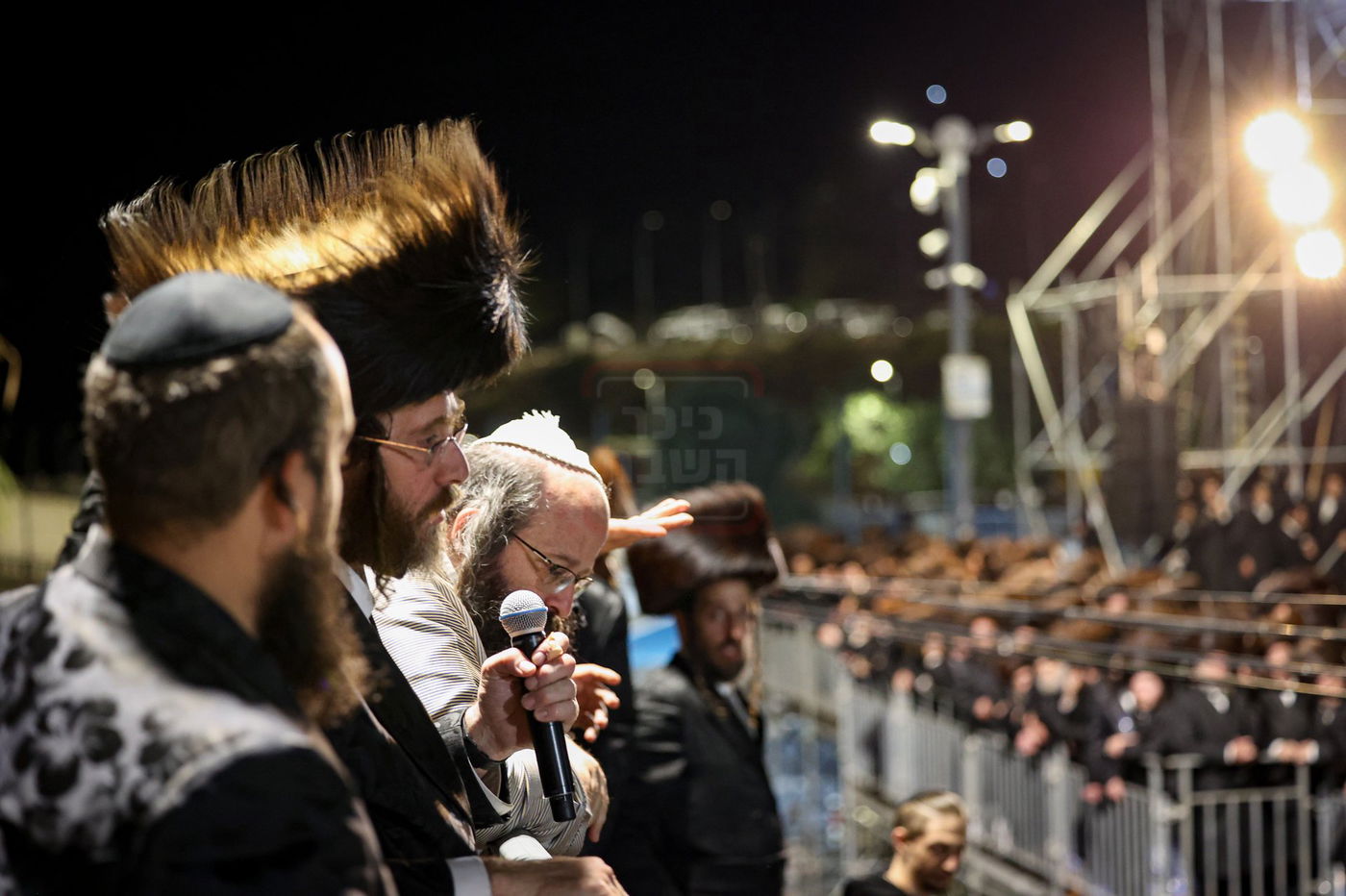 האדמו"ר מסאטמר בהדלקה במירון