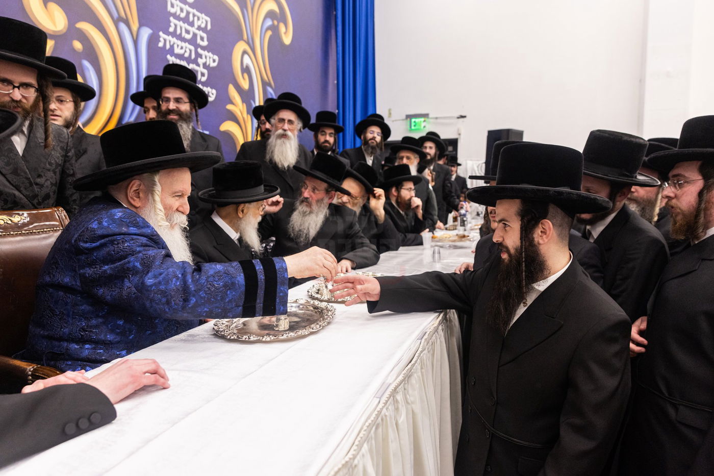 מעמד הכתרת הרה"ג ר' יחזקאל ליפשיץ לדומ"צ באבוב לינדן