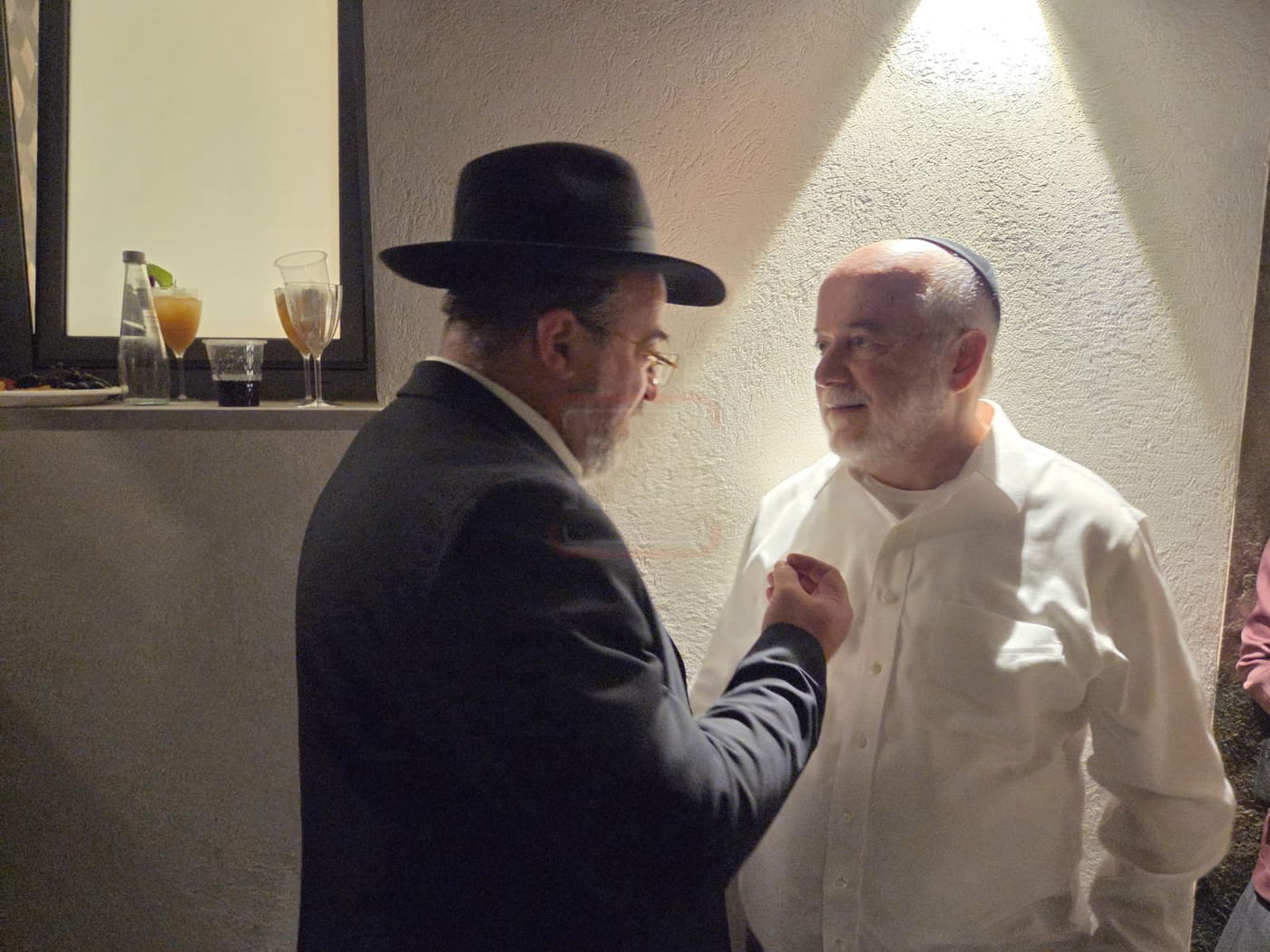 האדמו"ר שניסה לרקוד עם בנו | 'זופניק בכיכר' עם כל התמונות, הנייעס והחשיפות של השבוע