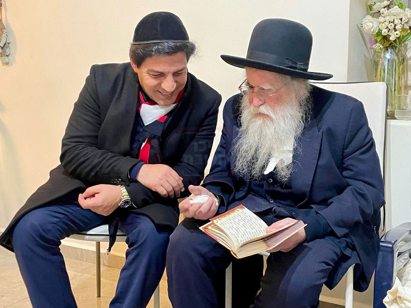 האדמו"ר שניסה לרקוד עם בנו | 'זופניק בכיכר' עם כל התמונות, הנייעס והחשיפות של השבוע