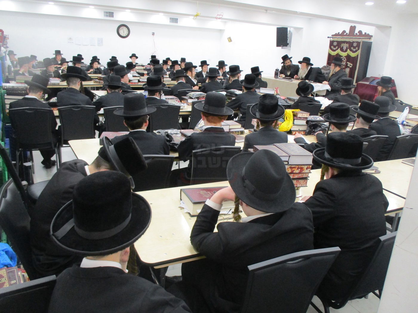 האדמו"ר מקוזמיר בביקור בארה"ב