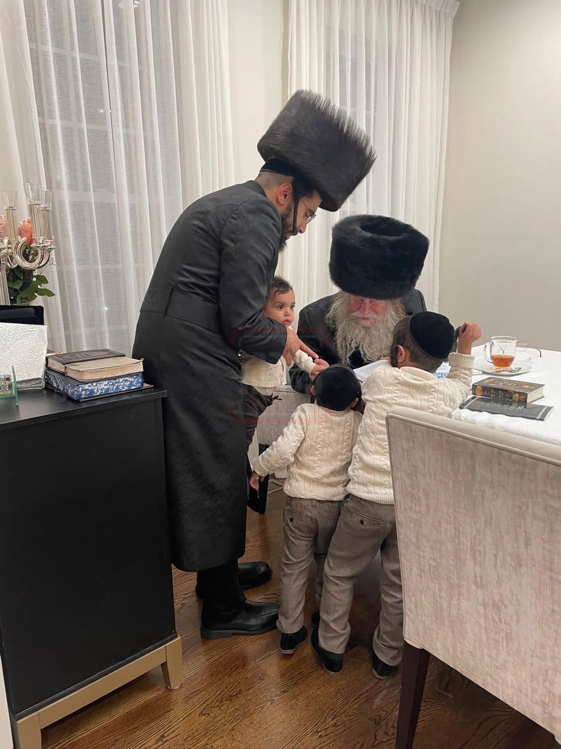 האדמו"ר מקוזמיר בביקור בארה"ב