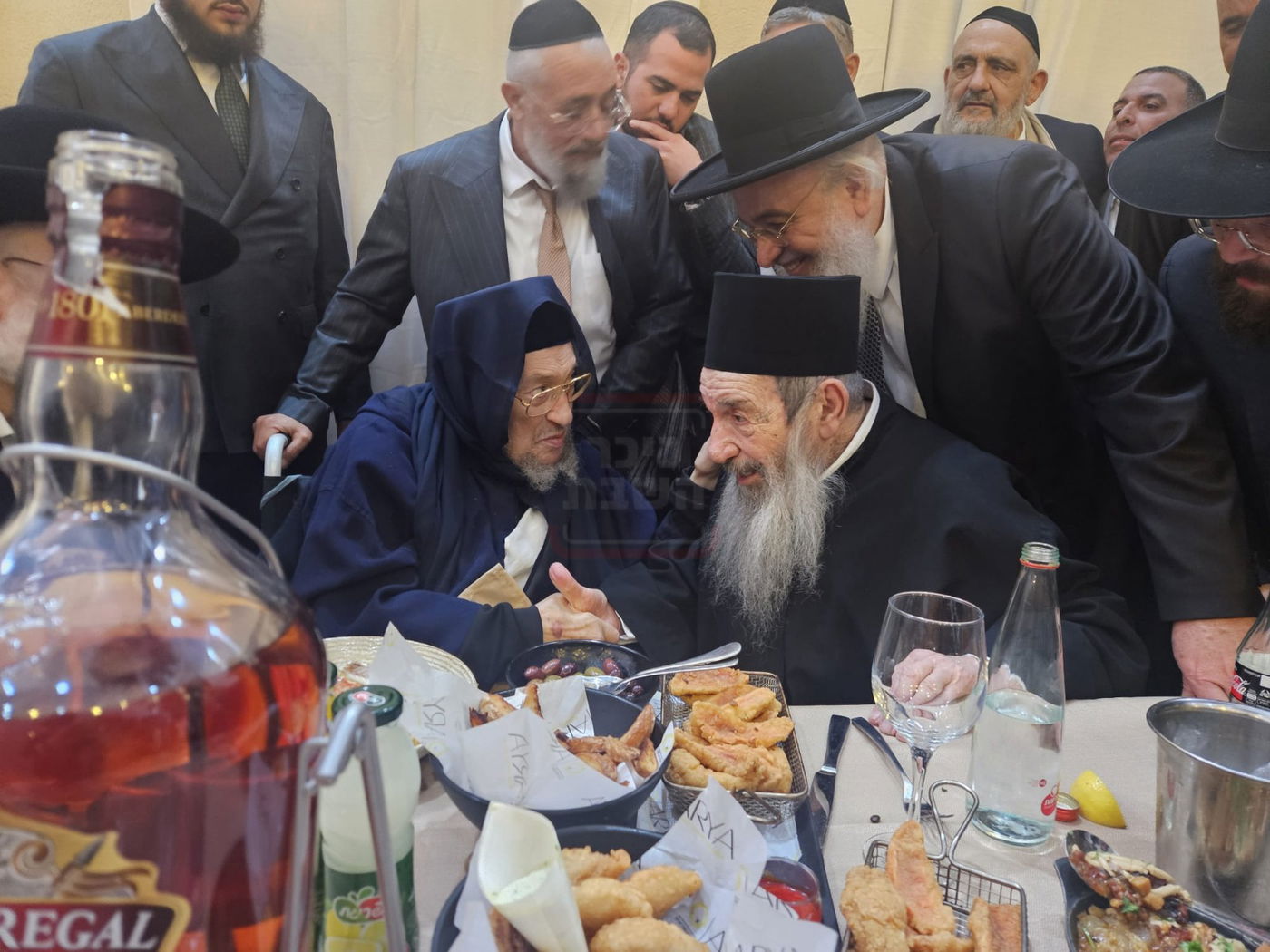 ההרצאה של ראש השב"כ בתלמוד תורה | 'זופניק בכיכר' עם כל התמונות, הנייעס והחשיפות של השבוע