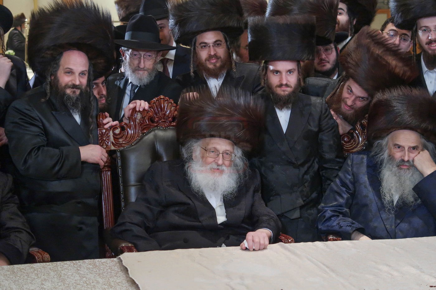 האחים האדמו"ר מהורדנקא והגאון החיד"א וייס בשמחה