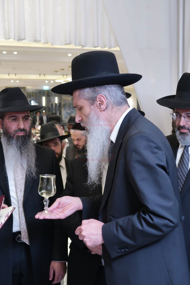 שמחת נישואי נכד המקובל הגה"צ רבי דוד בצרי