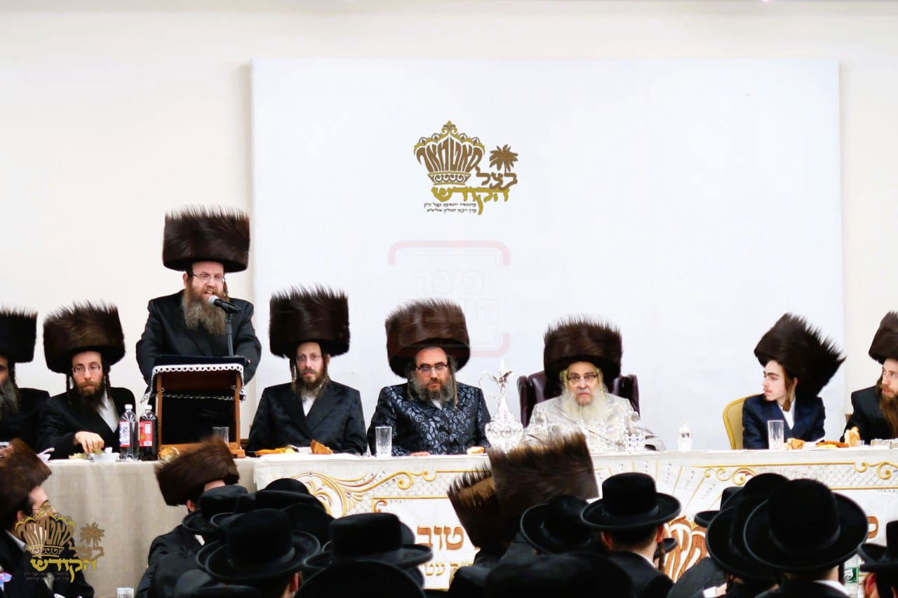 ההרצאה של ראש השב"כ בתלמוד תורה | 'זופניק בכיכר' עם כל התמונות, הנייעס והחשיפות של השבוע